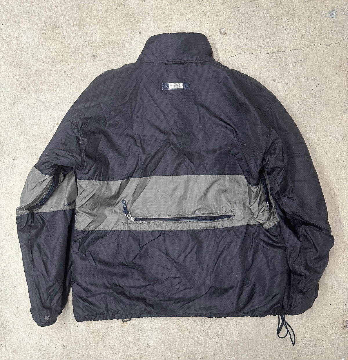 FOURSQUARE MIDLAYER